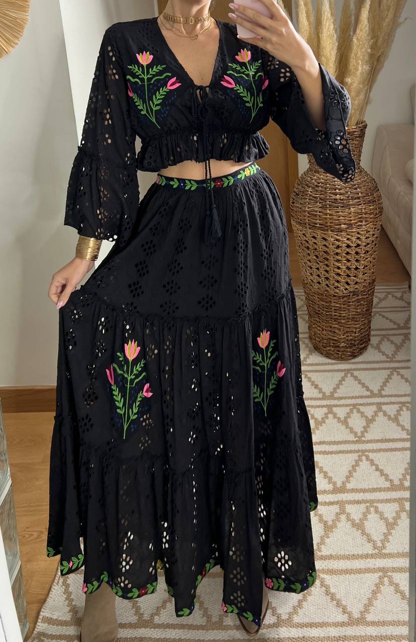 Bohemian Elegance Embroidered Lace Set - Bohèmea Butik