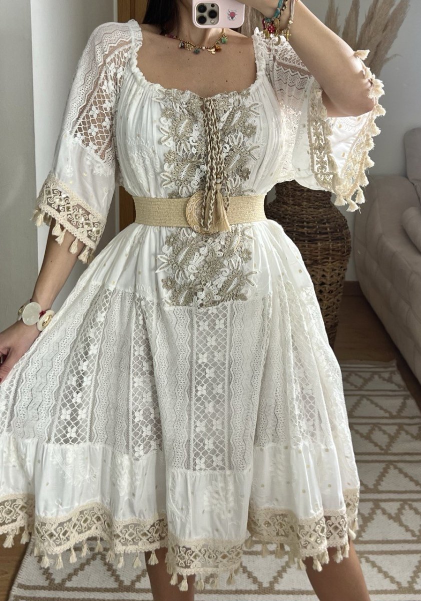 Boho Chic Midi Dress with Lace and Embroidery - Bohèmea Butik
