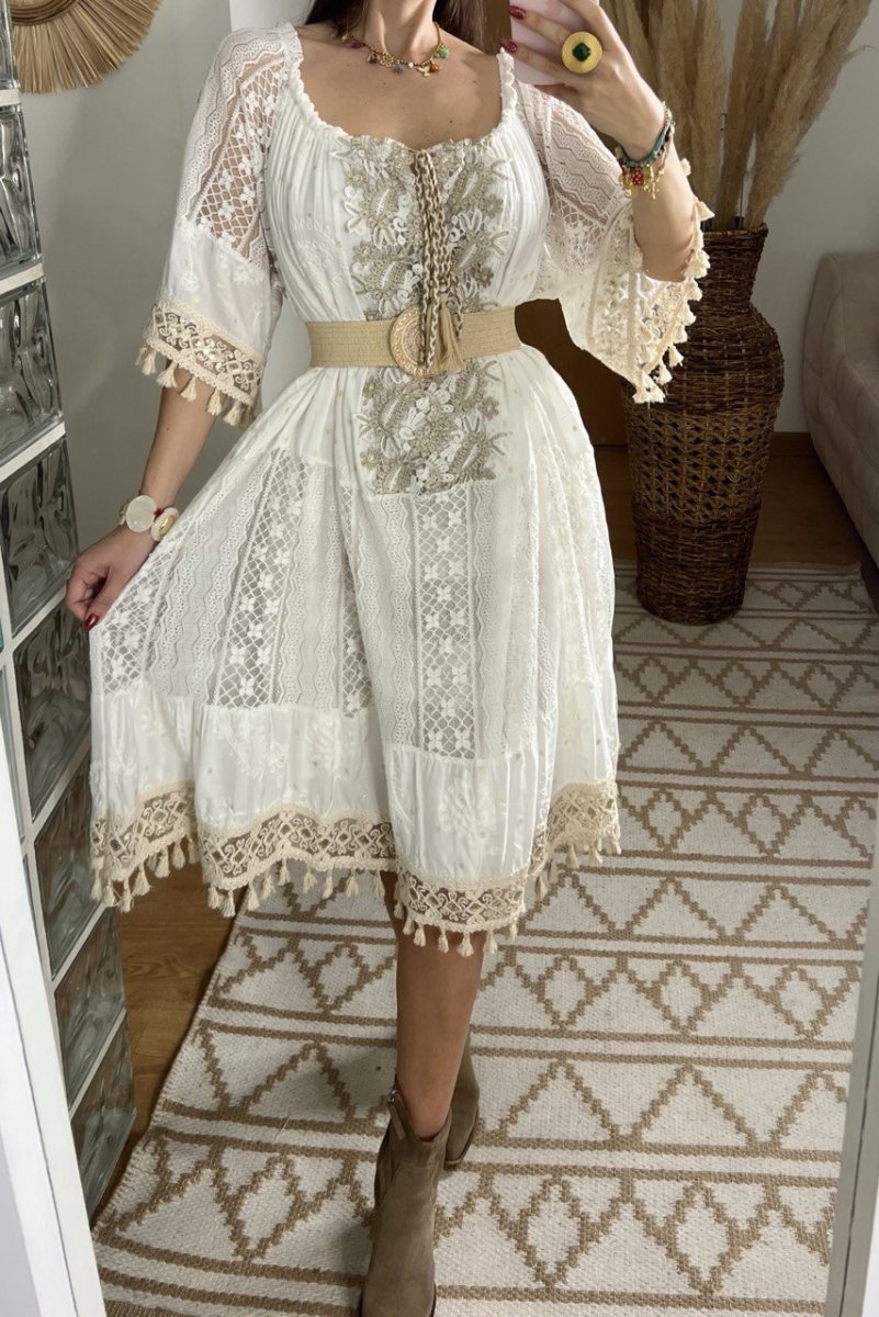 Boho Chic Midi Dress with Lace and Embroidery - Bohèmea Butik