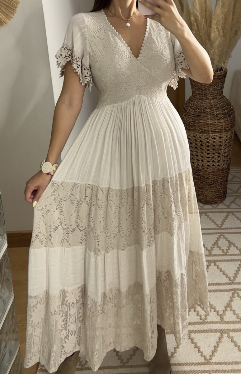 Chantilly Lace Dress - Bohèmea Butik