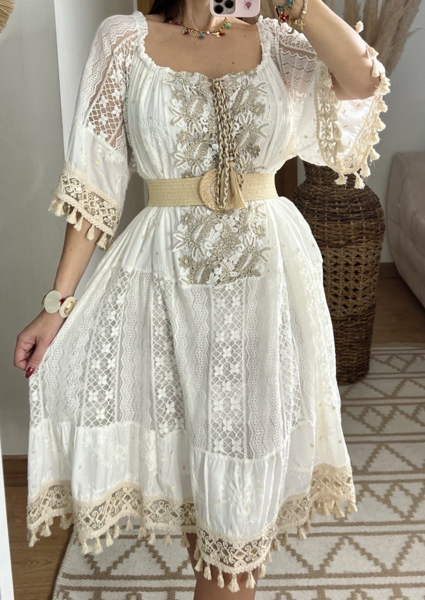 Boho Chic Midi Dress with Lace and Embroidery - Bohèmea Butik