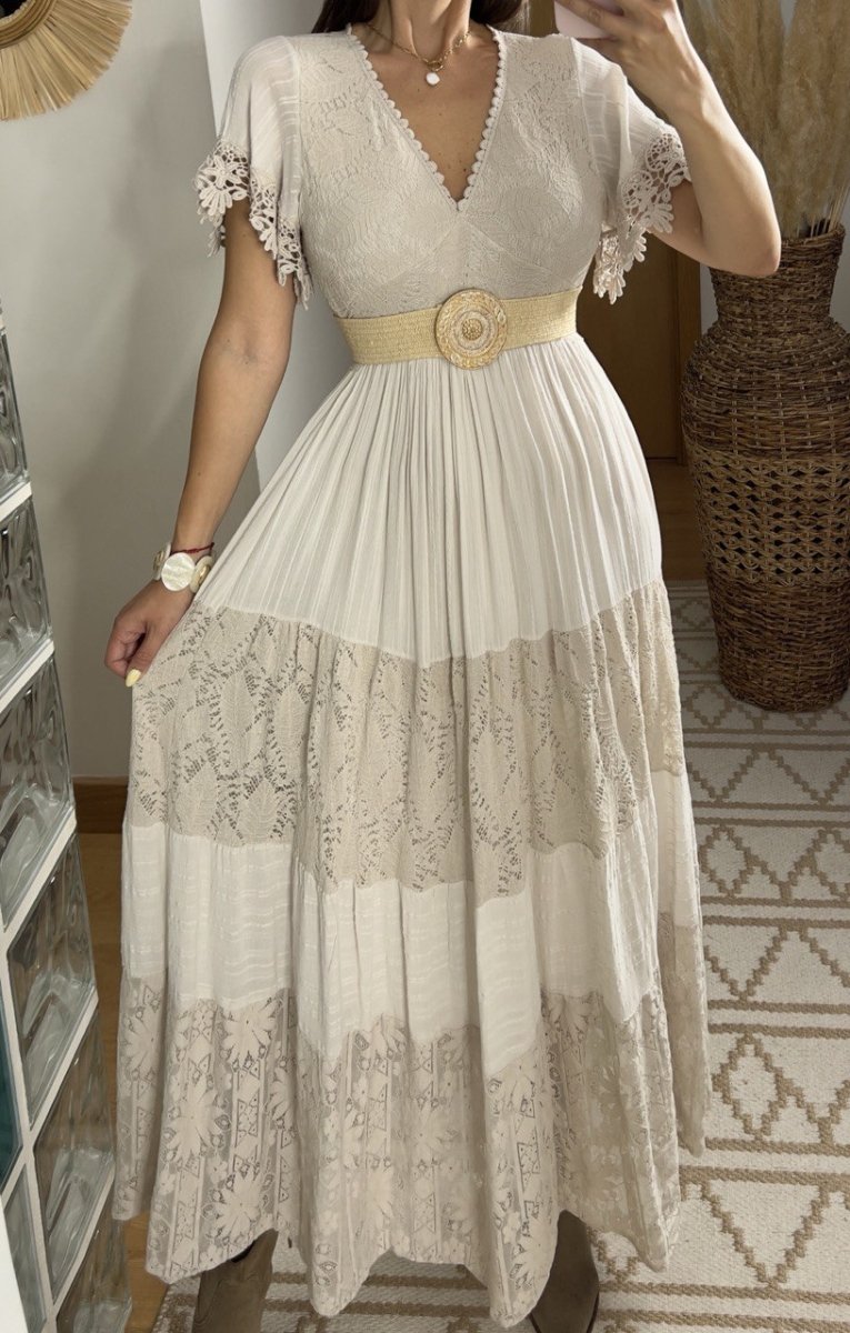 Chantilly Lace Dress - Bohèmea Butik