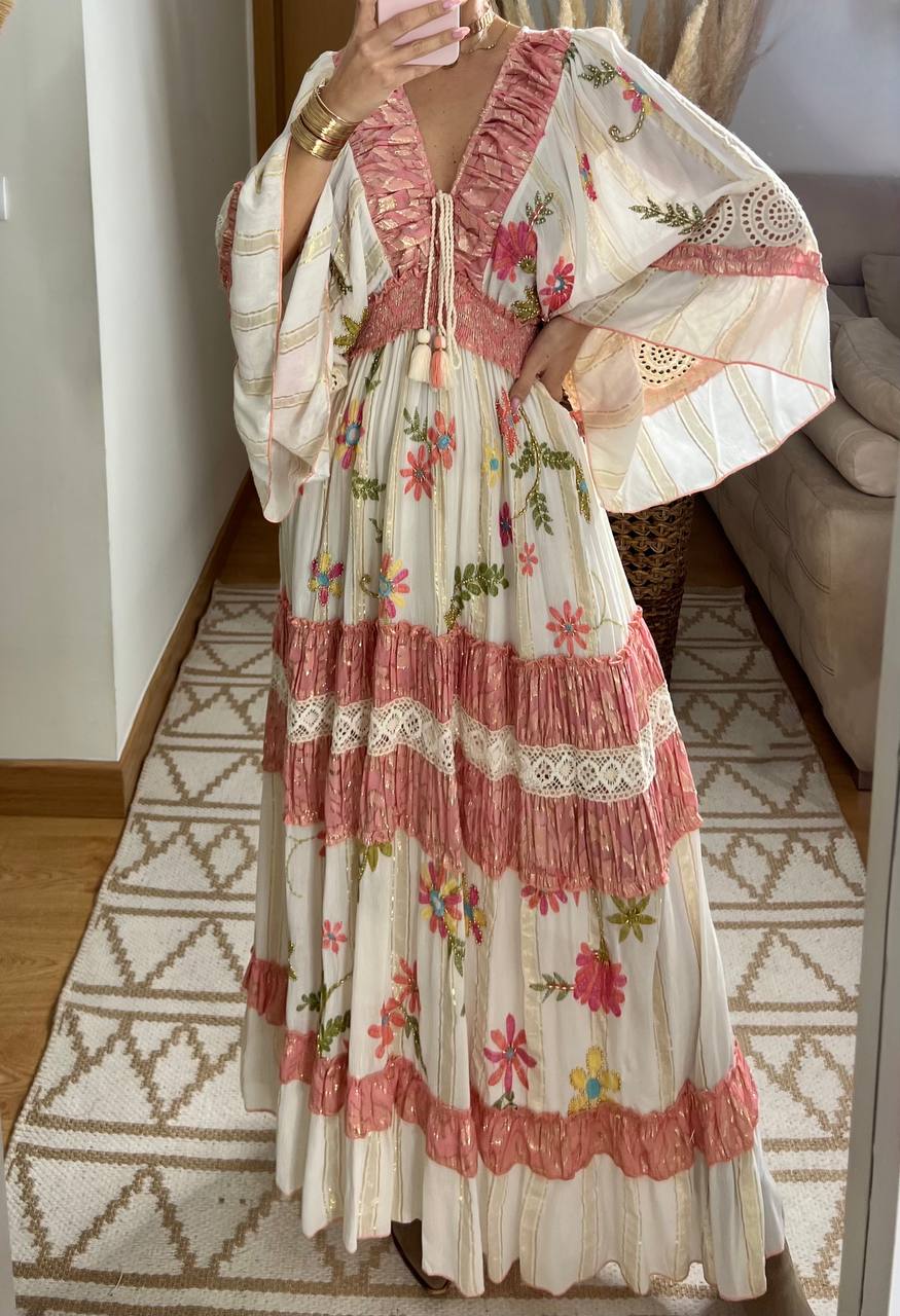 Boho Chic Maxi Dress – Romantic & Elegant - Bohèmea Butik