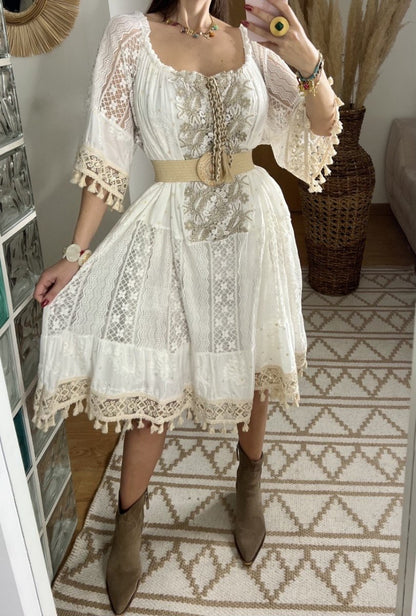 Boho Chic Midi Dress with Lace and Embroidery - Bohèmea Butik