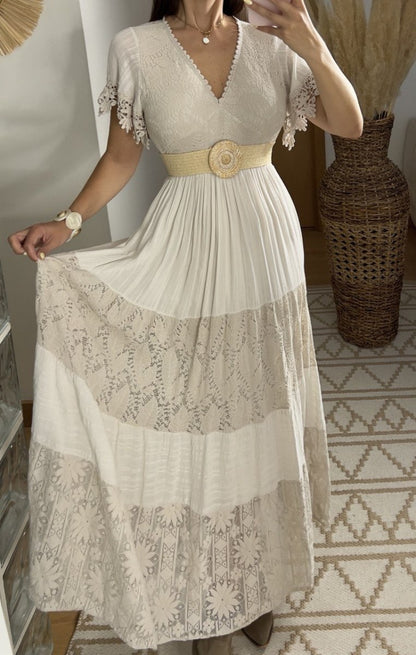 Chantilly Lace Dress - Bohèmea Butik