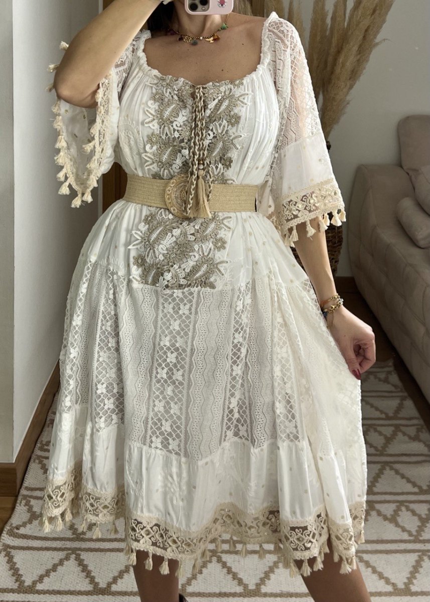 Boho Chic Midi Dress with Lace and Embroidery - Bohèmea Butik