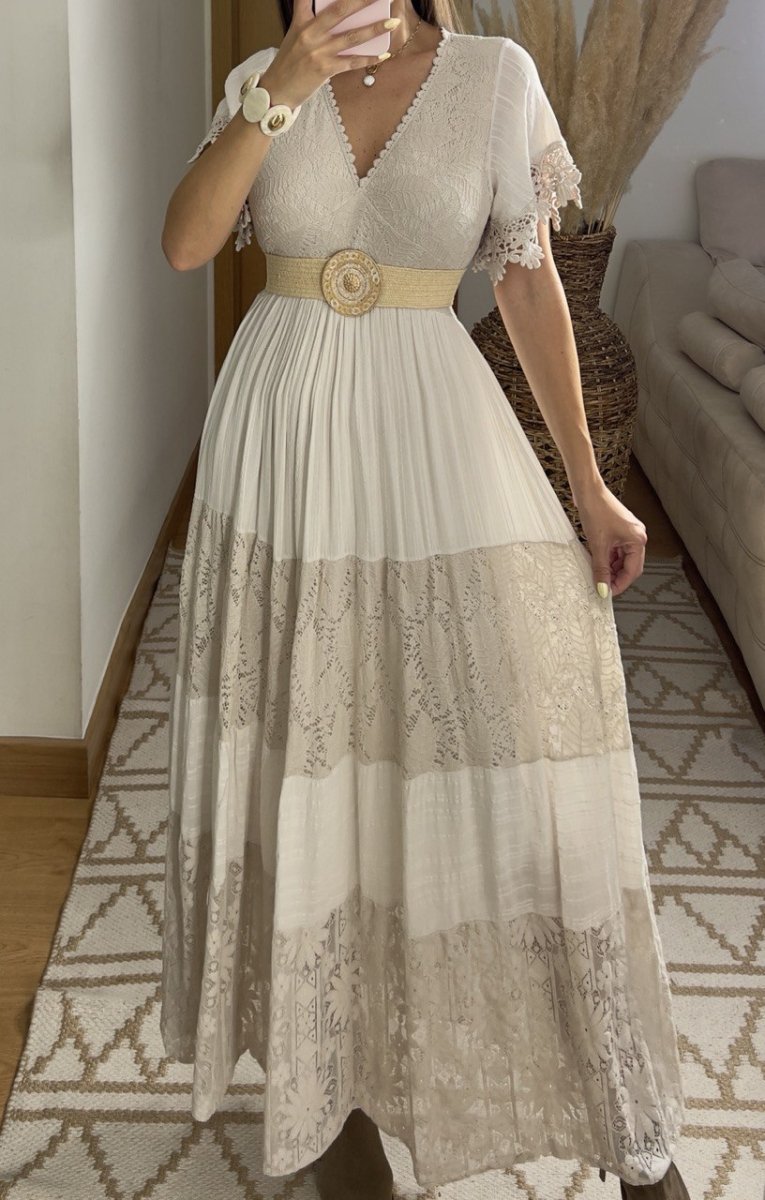 Chantilly Lace Dress - Bohèmea Butik